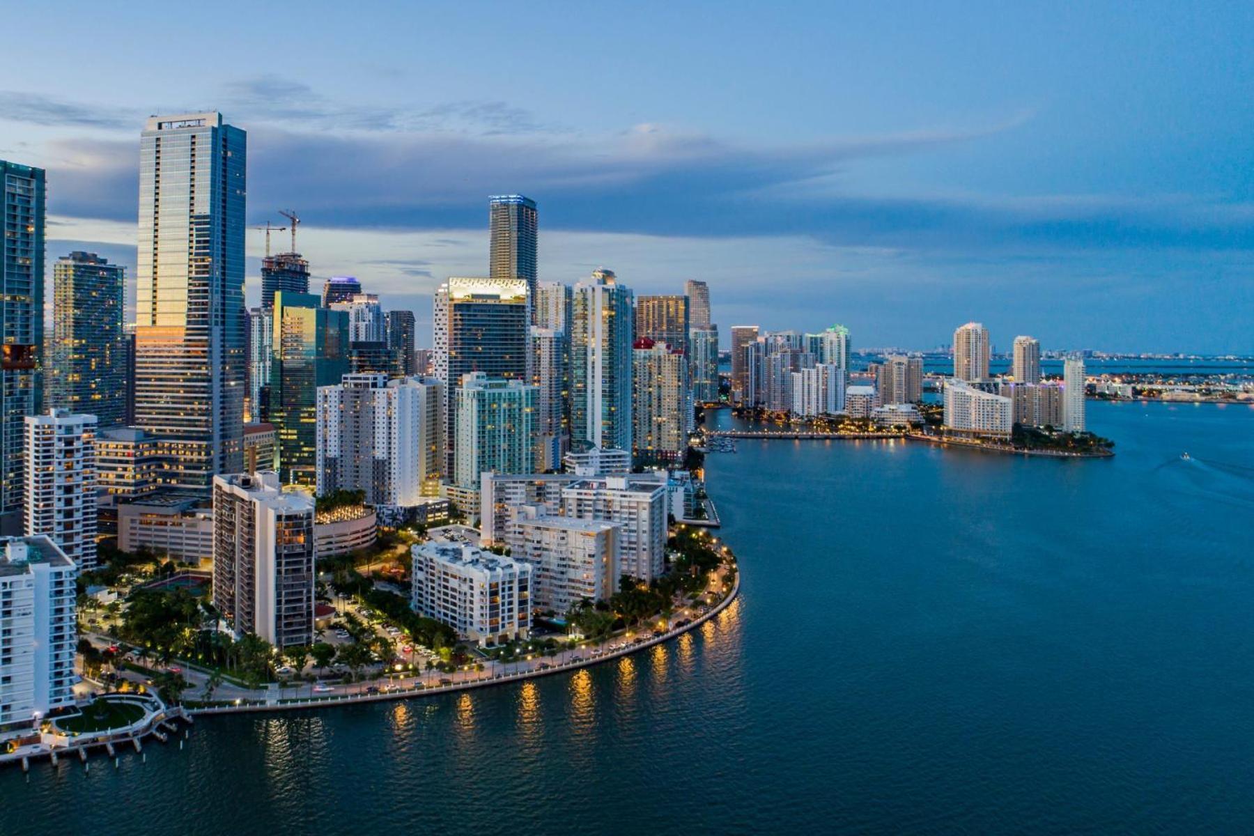 Urban Gateway Best Location In Brickell Prkg ไมอามี ภายนอก รูปภาพ